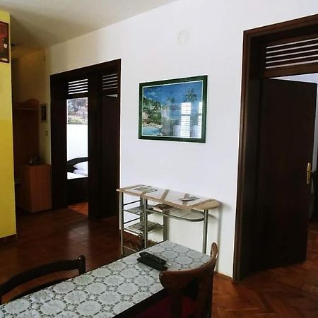 Apartman Ana Murter Buitenkant foto